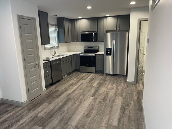 Foto del edificio - 28553 Shallow Water Rd