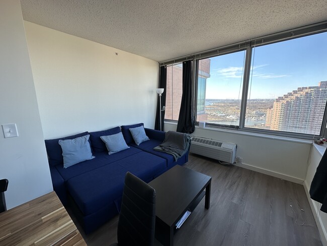 Foto del edificio - 35 Hudson St