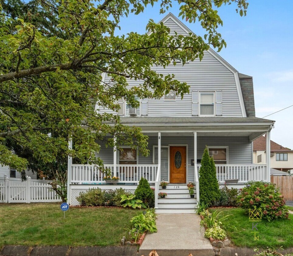 Foto principal - 124 Sheridan Ave