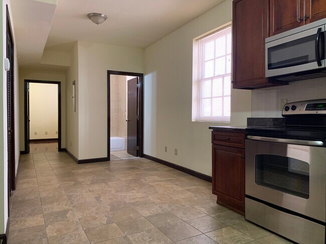 Kitchen/living room - 230 Market St