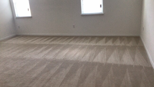 Building Photo - 5 Bedroom at West side Village at Heart of Windermere