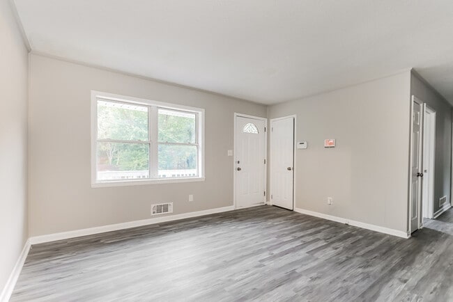 Foto del edificio - 8344 Attleboro Dr