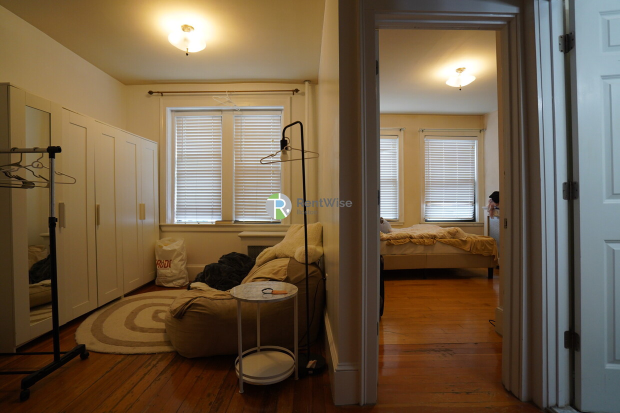 Primary Photo - 75 Burbank St
