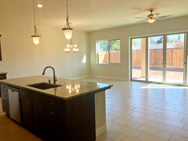 Building Photo - New Granville Home For Rent in Clovis