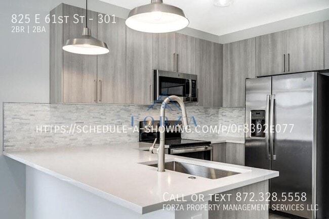 Building Photo - 825 E 61st St