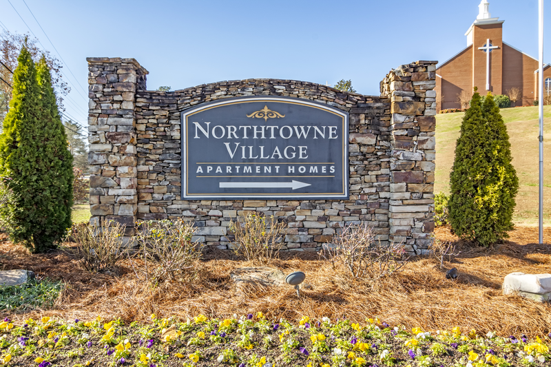 Foto principal - Northtowne Village Apartment Homes