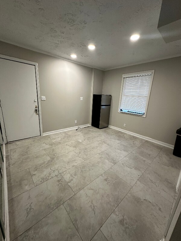 Building Photo - 1234 Decatur