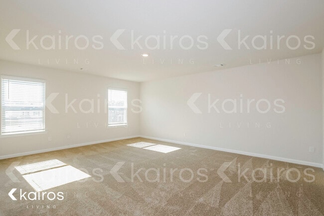 Foto del edificio - 7008 Pinehurst Way N