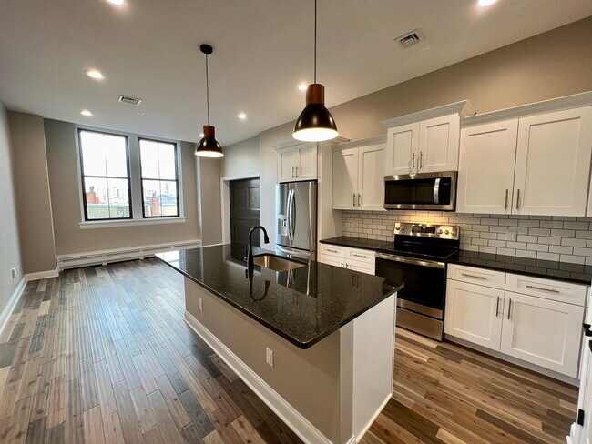 Foto del edificio - 409 Lackawanna Ave