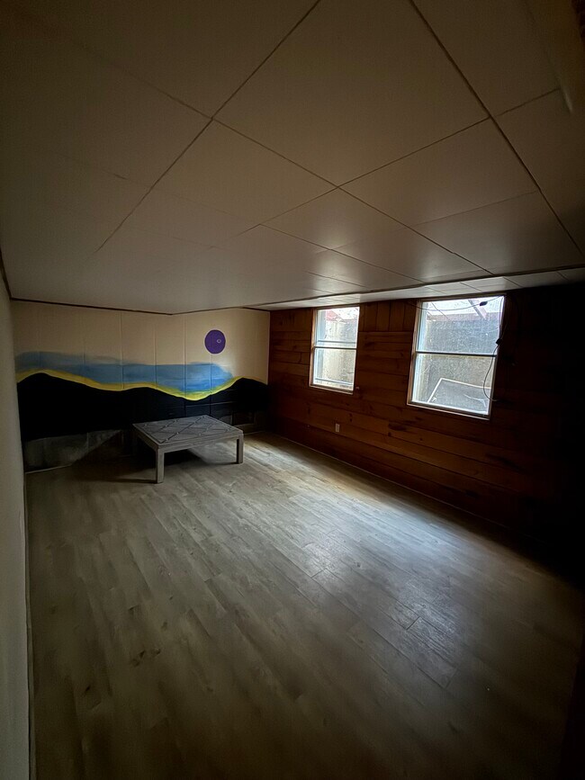 Foto del edificio - 1220 10th Ave N