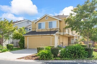 Building Photo - 777 Erie Cir