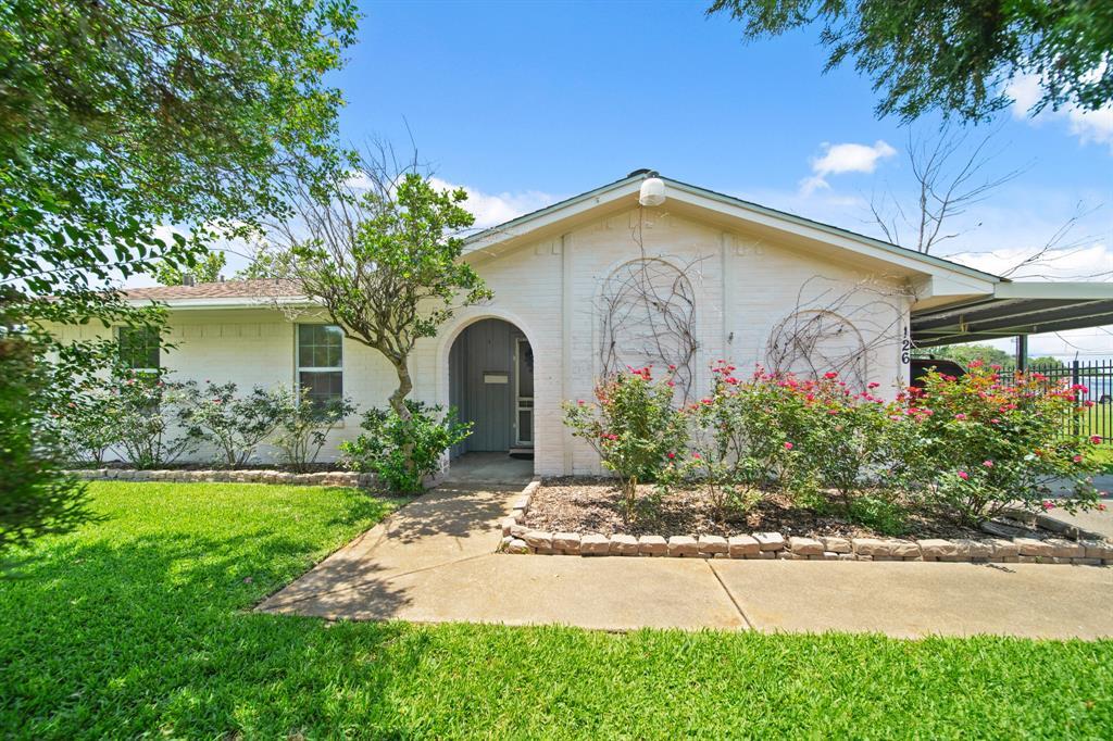 Foto principal - 126 S 6th St