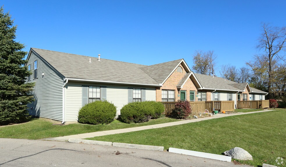Deercreek Village Apartments Rentals Bellefontaine, OH