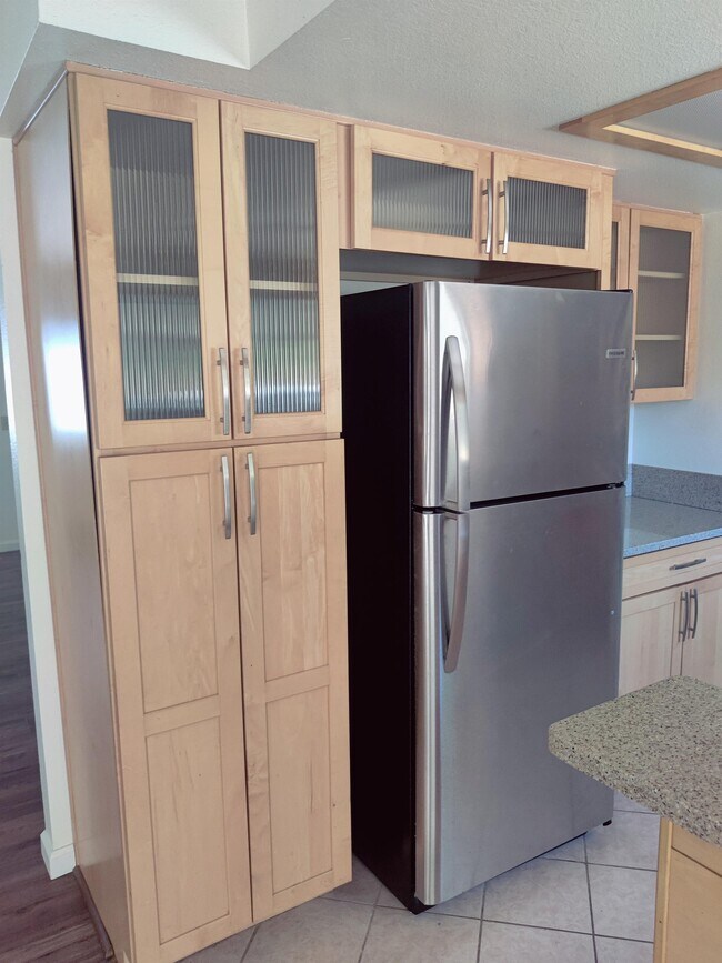 Foto del edificio - 18589 Lake Forest Dr