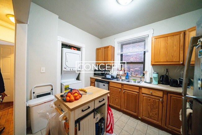 Foto del edificio - 614 Columbus Ave