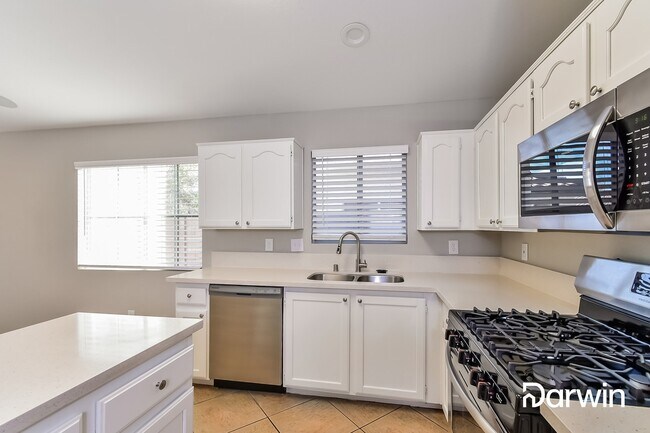 Building Photo - 7272 Golden Star Avenue, Las Vegas, NV 89130