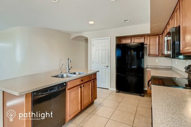 Building Photo - 5252 W Pleasant Lane, Laveen, AZ, 85339