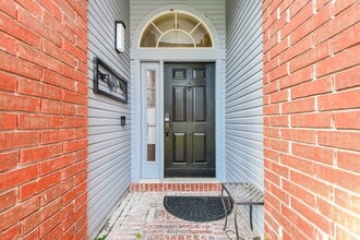 Building Photo - 8323 Lake Crystal Dr