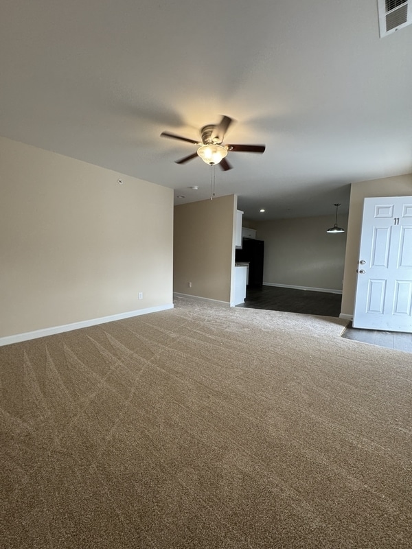 Foto del edificio - 1154 Cross Creek Cir