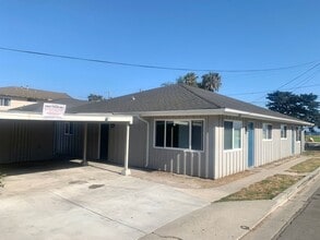 Building Photo - 6798 Del Playa Dr