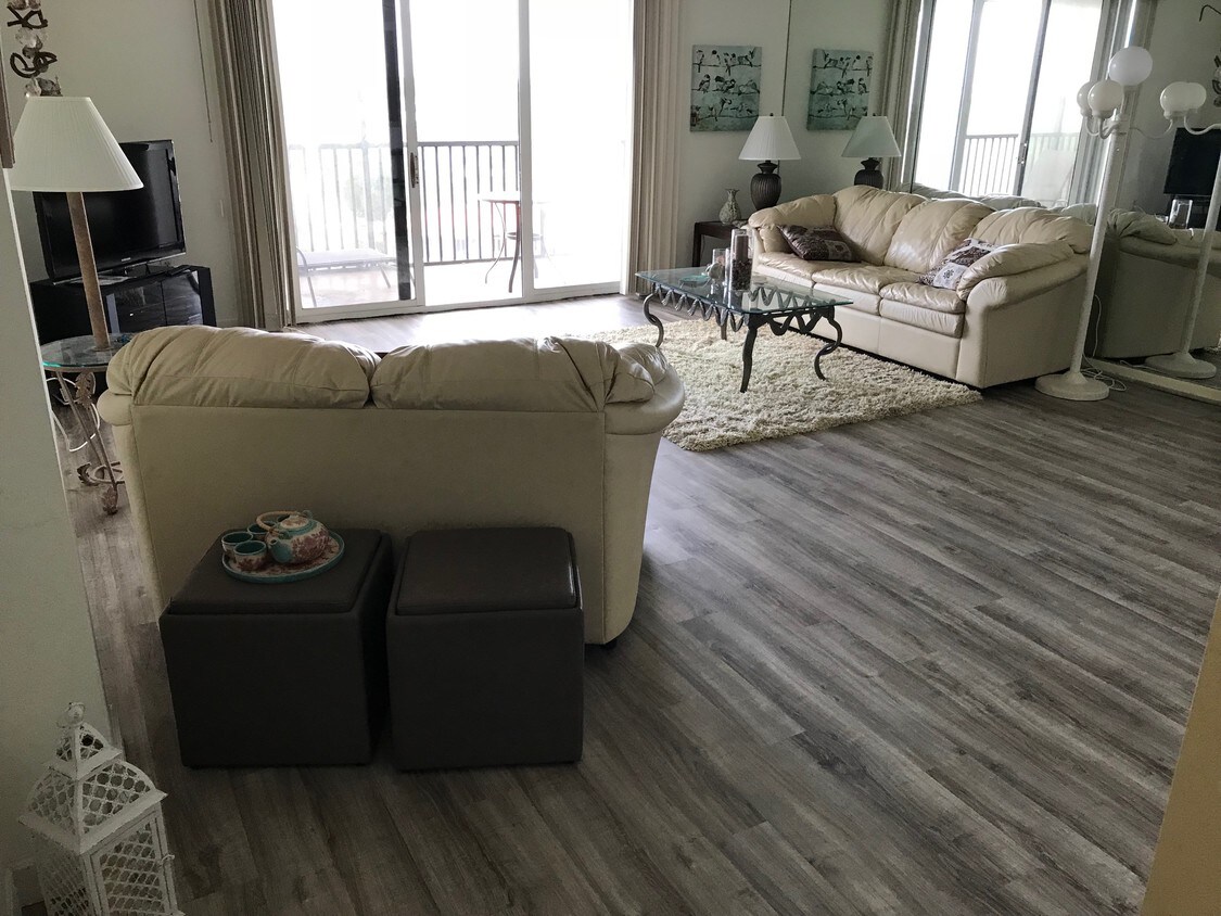 Living Room from entry - 11030 Gulf Shore Dr