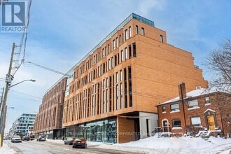 Building Photo - 1720 Bayview Ave