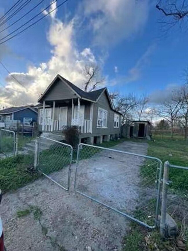 Foto del edificio - 4509 Pardee St