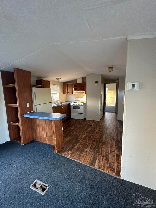 Building Photo - 5675 Saufley Field Rd