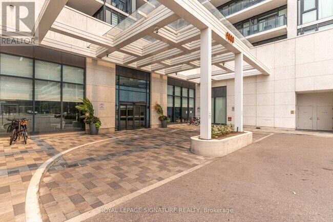 Photo du bâtiment - 9000 Jane St