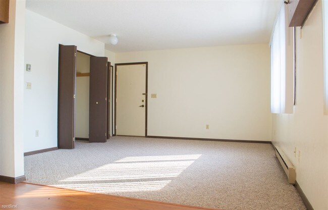 Foto del edificio - 2 br, 1 bath  - Milltown Manor Apt 4