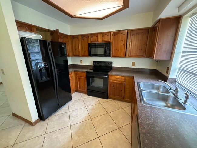 Foto del edificio - 1003 Chesterfield Cir