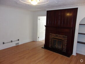 Building Photo - 643 Petty St