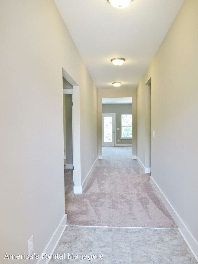 Building Photo - 4 br, 2 bath House - 14688 Griffin Street