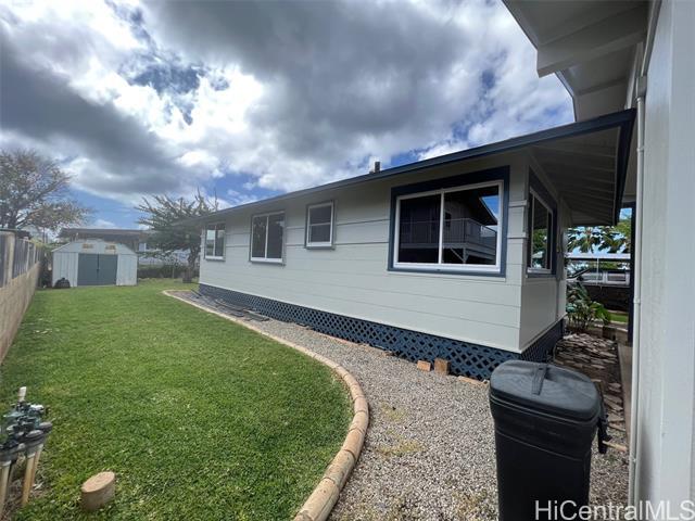 Building Photo - 87-127-127 Lopikane St