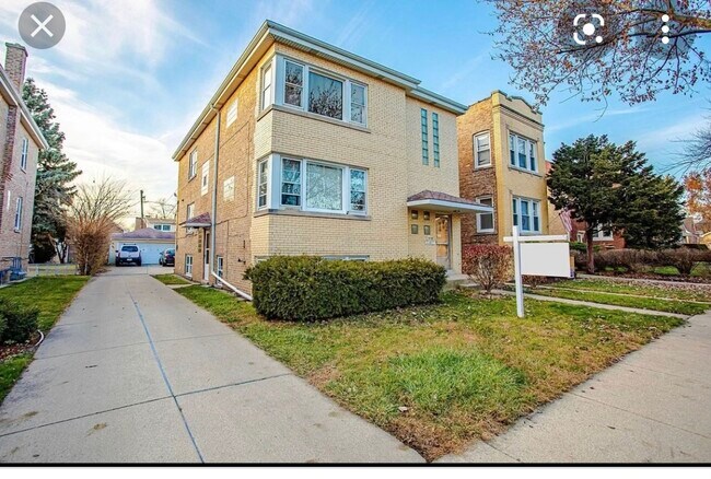 Front of the house - 3532 Wenonah Ave
