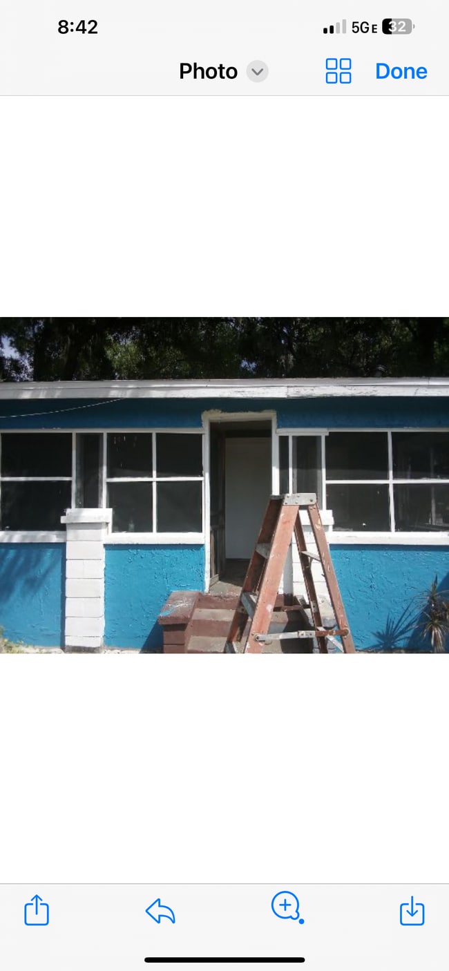 Building Photo - 470 S East Ave