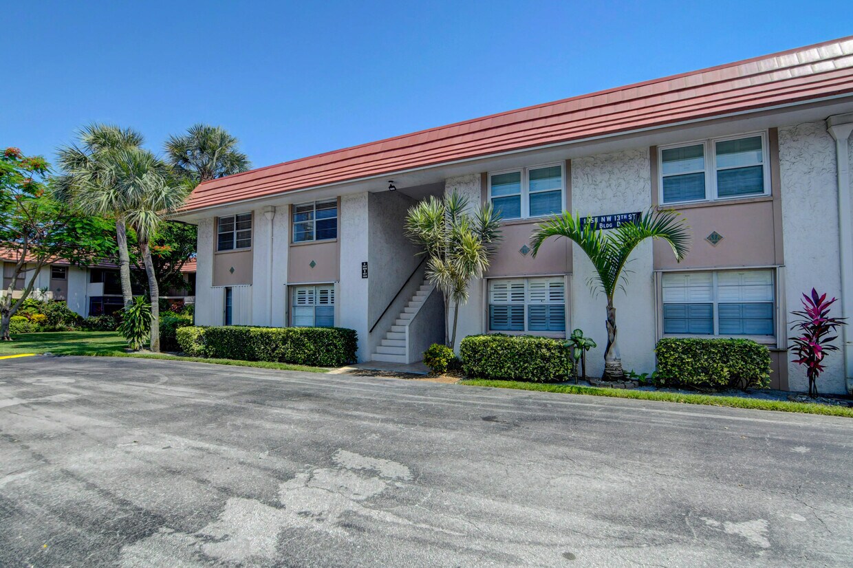 Primary Photo - 1050 NW 13th 299d Street 299d Boca Raton F...