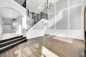 Building Photo - 9109 Songwood Ct
