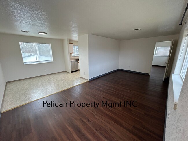 Foto del edificio - 2124 Modoc St