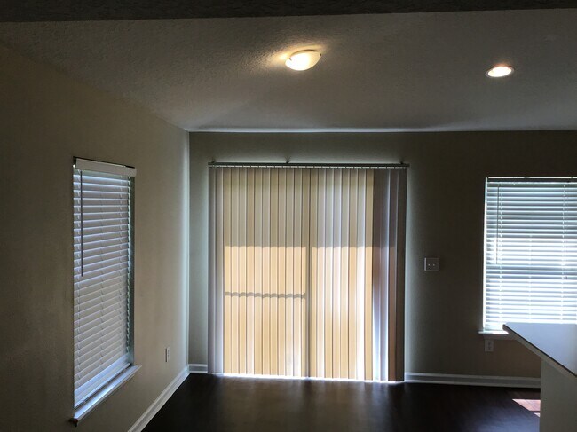 Foto del edificio - 5207 Cypress Links Blvd