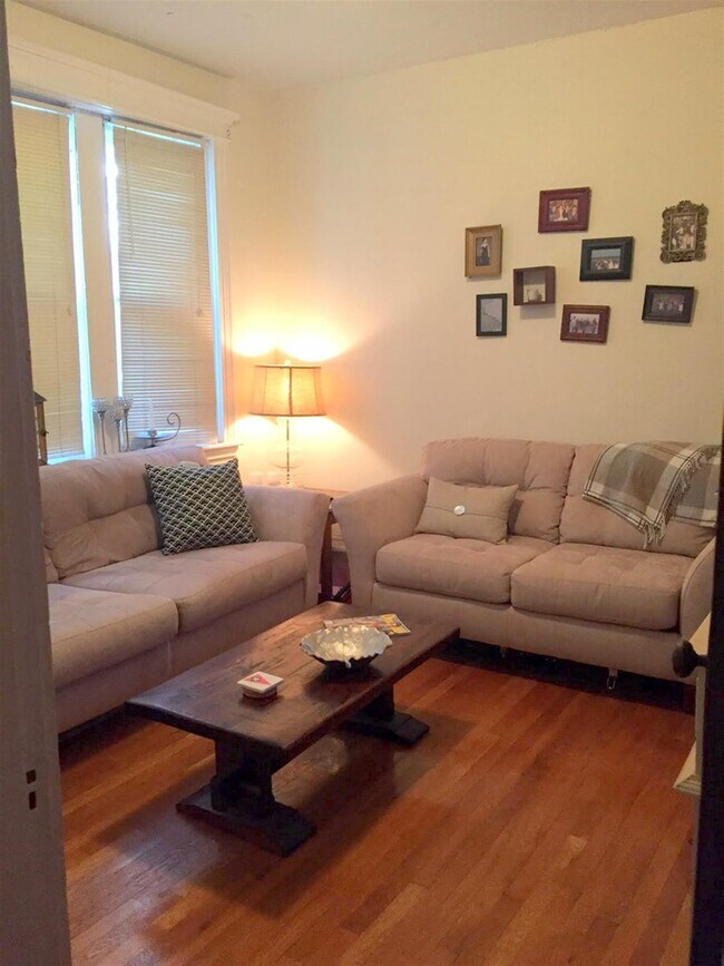 Foto del edificio - 74 Kirkland St