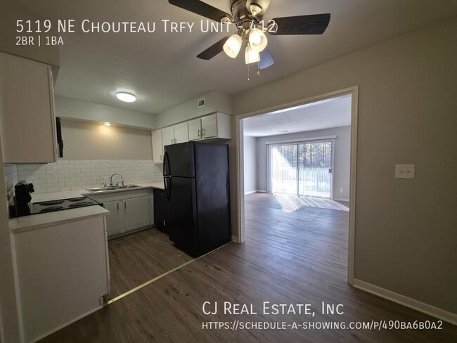 Building Photo - 5119 NE Chouteau Trafficway