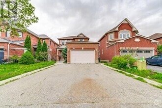 Building Photo - 36 Mapleshade Dr