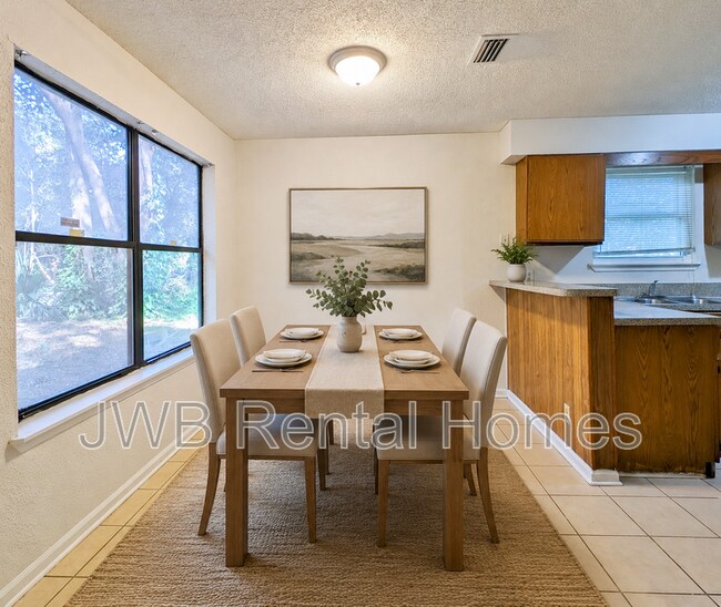 Building Photo - 4442 Georgetown Dr