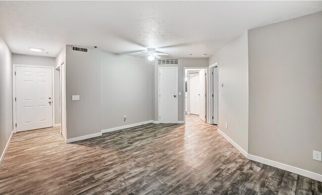 Sala de estar de 1 dormitorio - Royal Cove