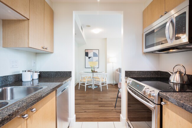 Photo du bâtiment - Bayshore Outlook