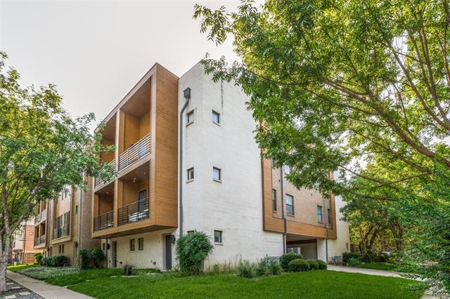 Foto principal - 3930 Bowser Ave