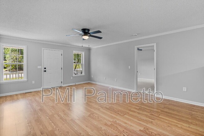 Building Photo - 156 Lanier Ave