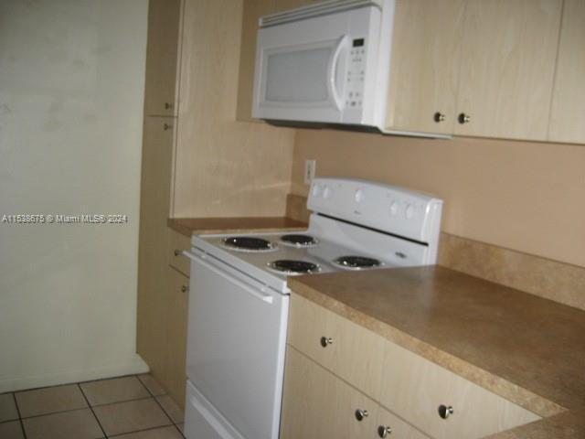 Foto del edificio - 15328 SW 72nd St