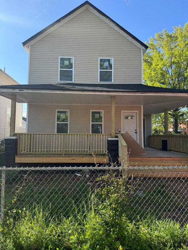 Primary Photo - 6211 Lawn Ave